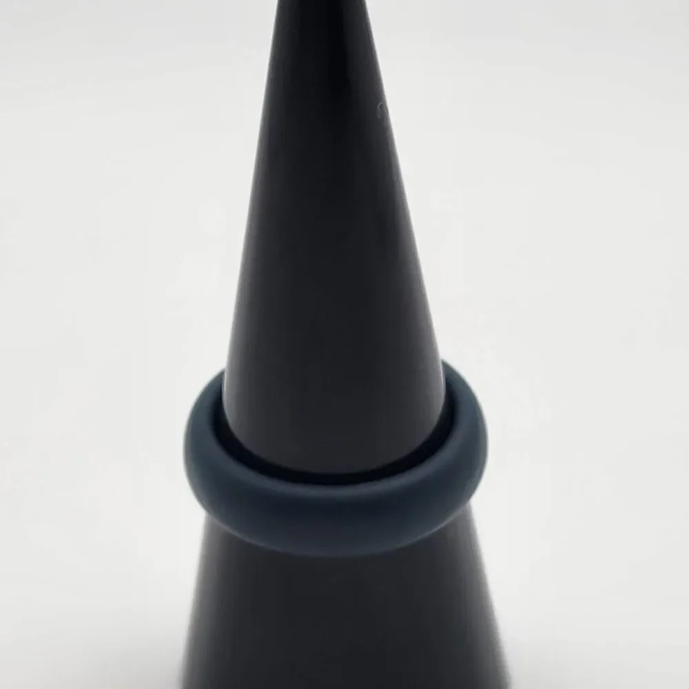 Qalo Navy Blue Silicone Ring (6)